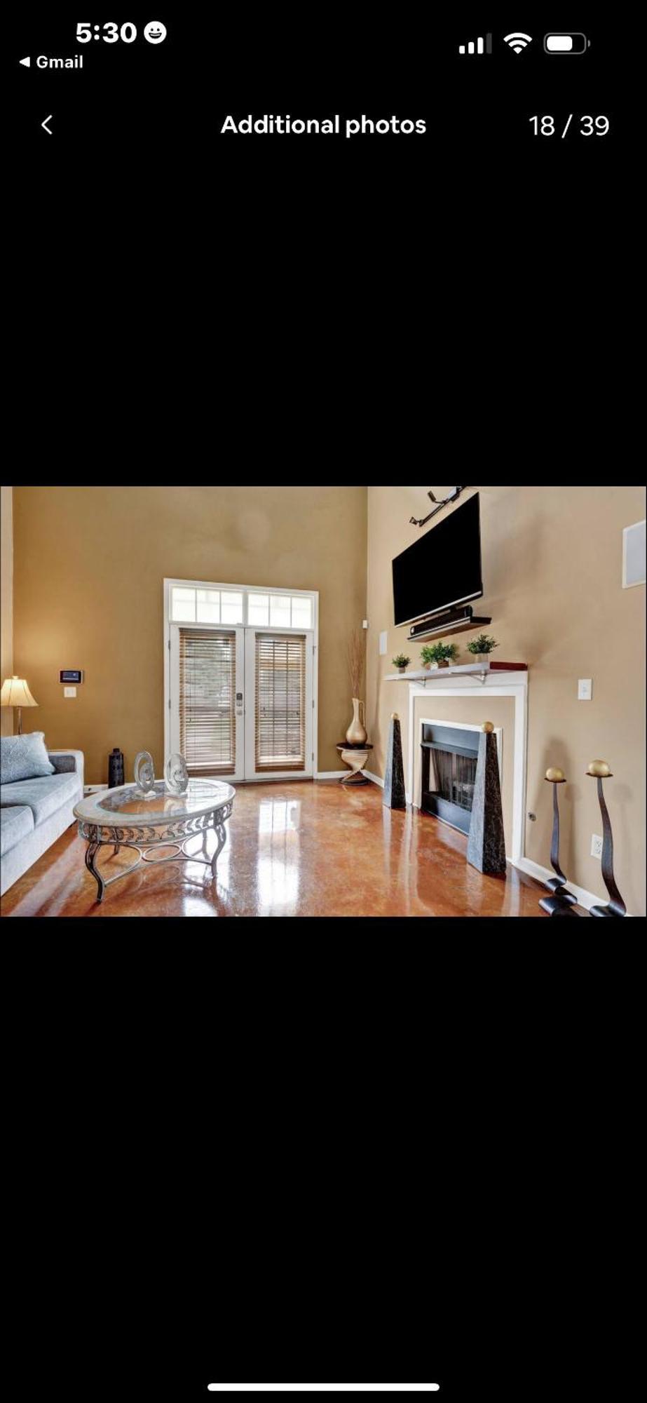 The Loft Downtown Holiday home *